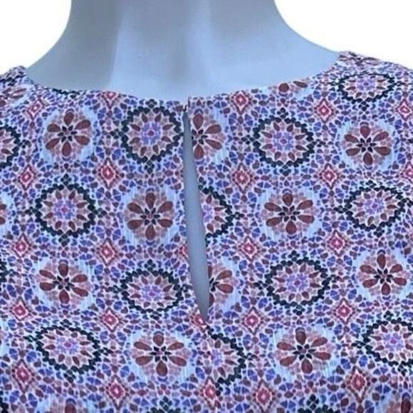 Violet + Claire Tunic Blouse Women's Medium Multicolor Keyhole Long Sleeves - Picture 4 of 15